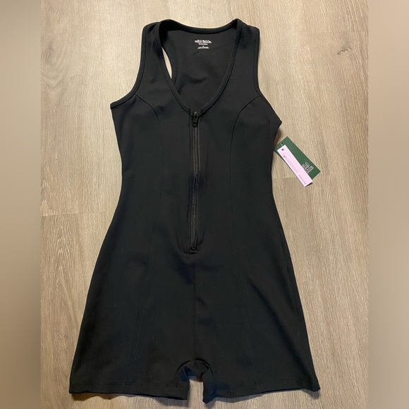 Active romper NWT - Picture 2 of 5